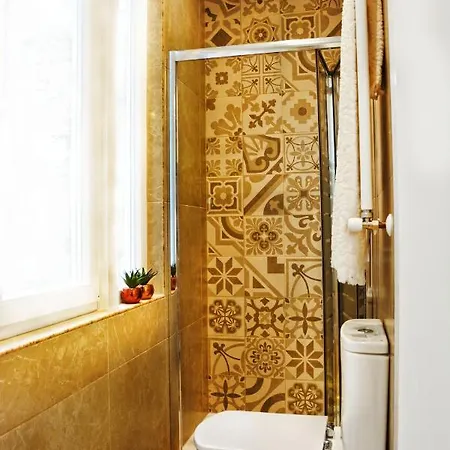 Lux Cityhall + Parking דירה