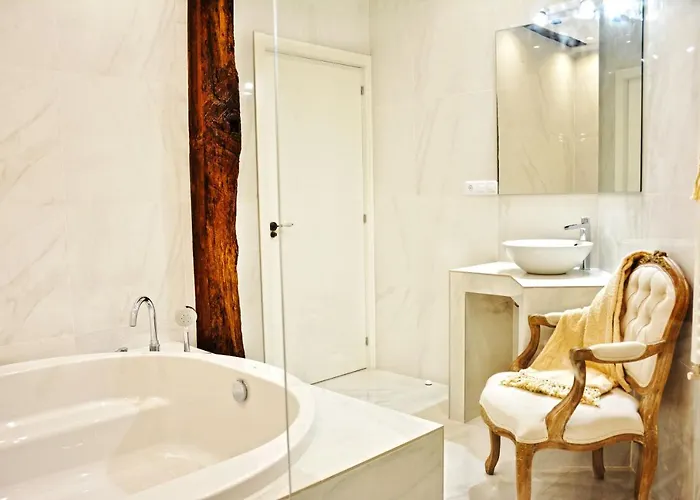 Lux Cityhall + Parking